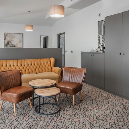 Charm Boutique Hotel Satu Mare Eksteriør bilde