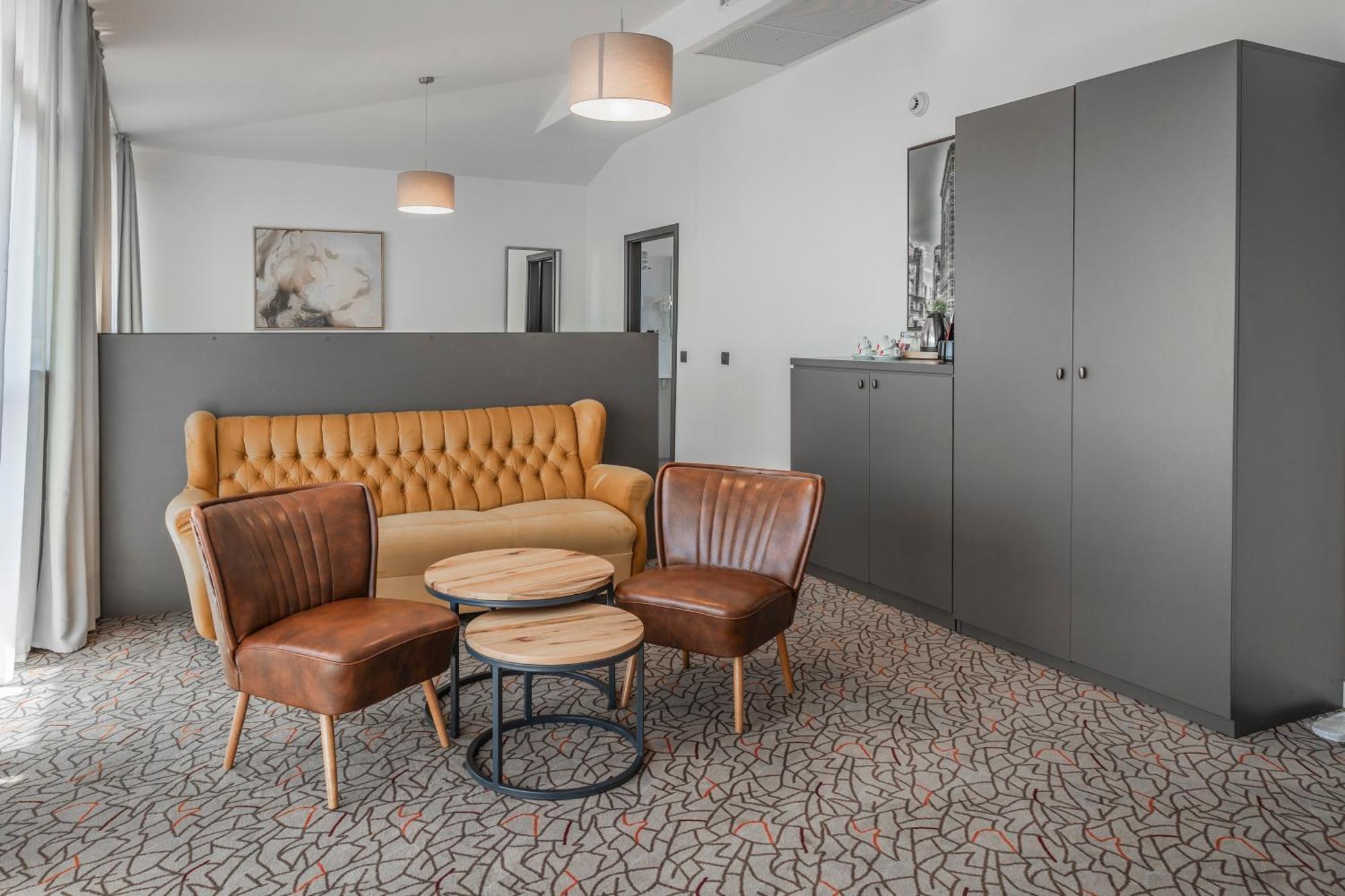 Charm Boutique Hotel Satu Mare Eksteriør bilde