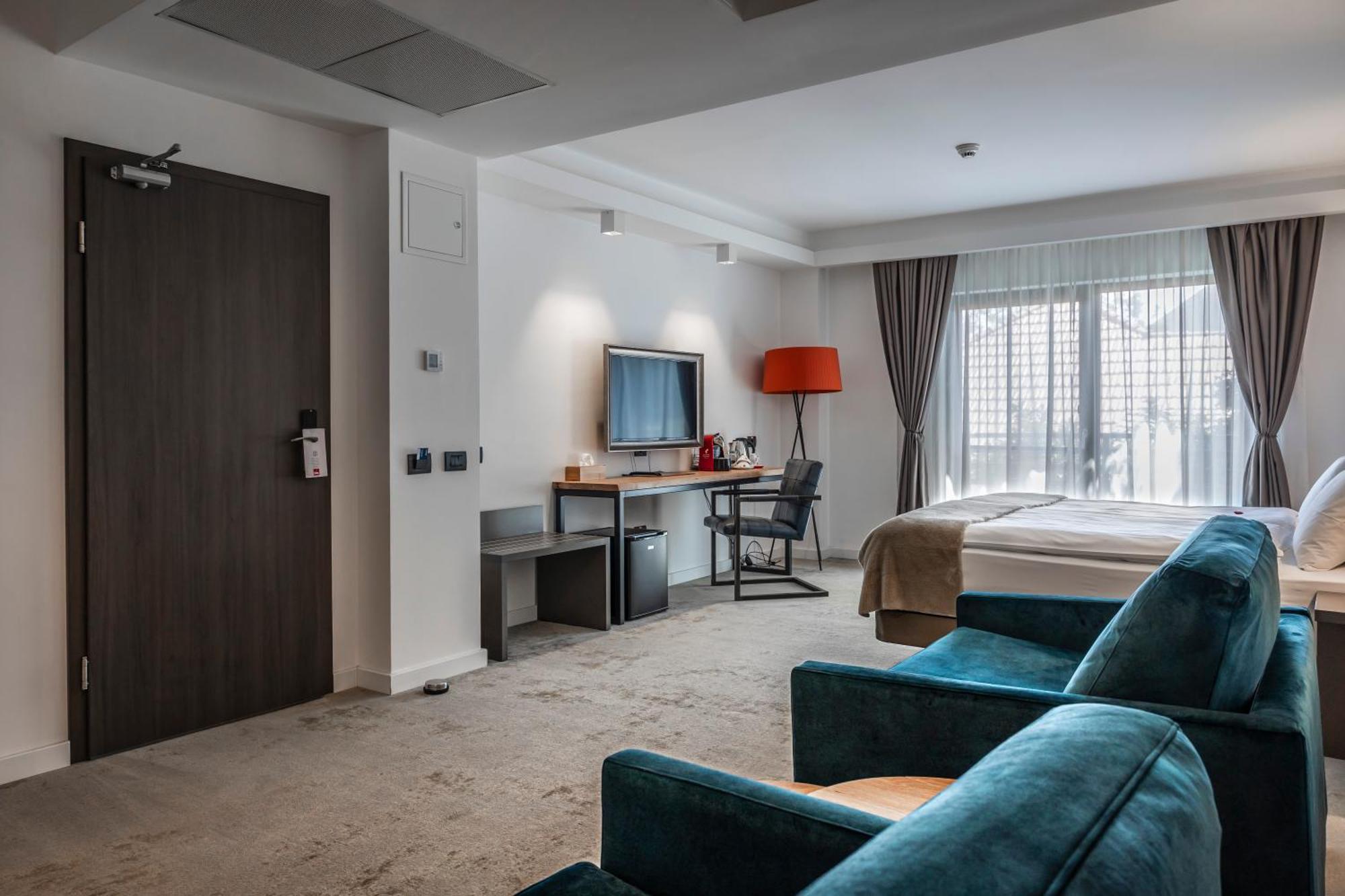 Charm Boutique Hotel Satu Mare Eksteriør bilde