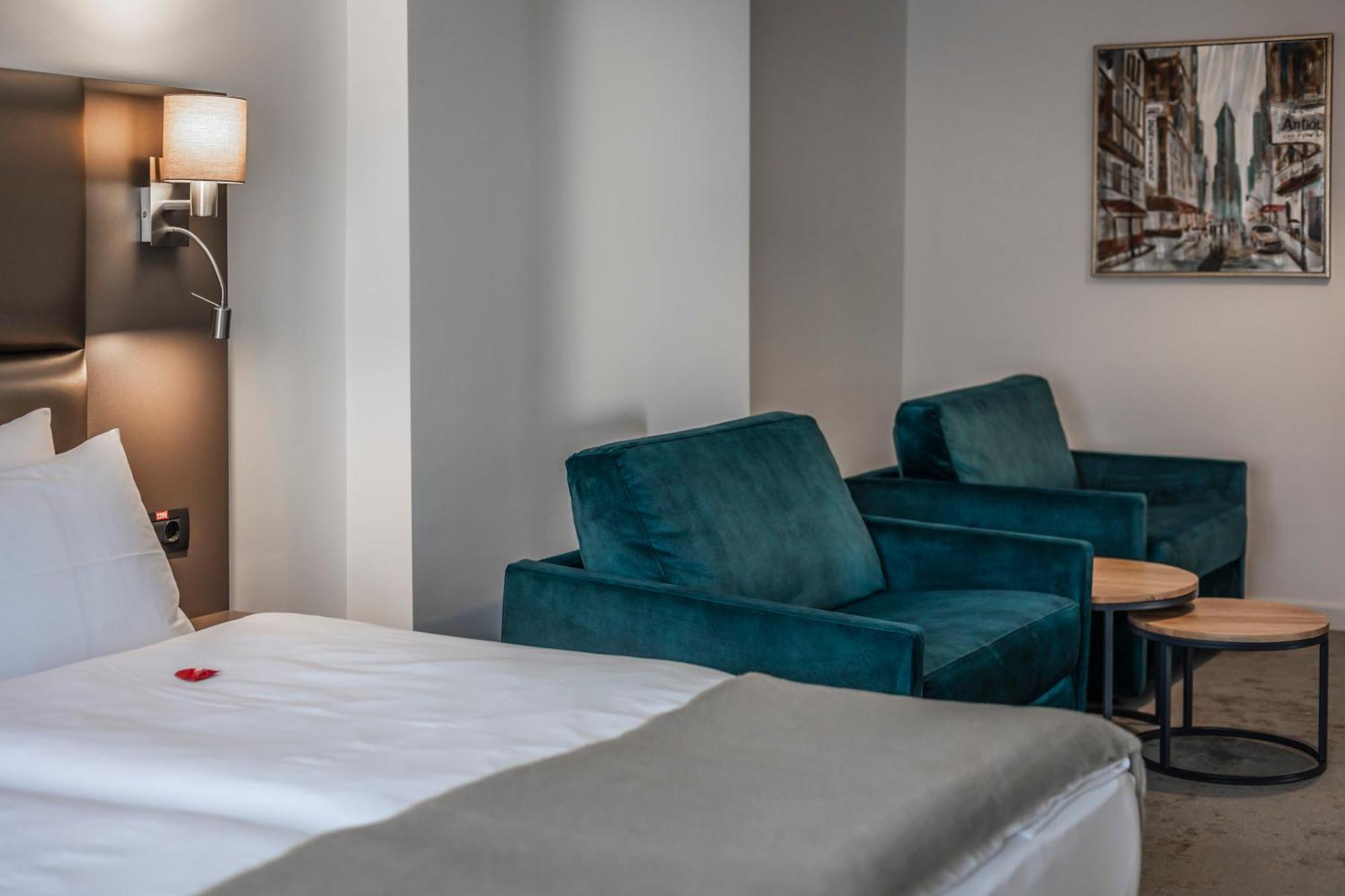 Charm Boutique Hotel Satu Mare Eksteriør bilde
