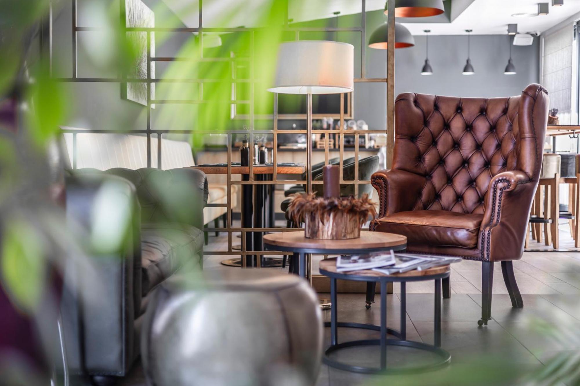 Charm Boutique Hotel Satu Mare Eksteriør bilde