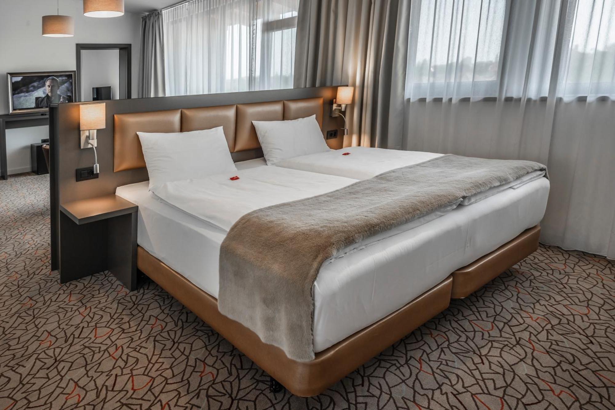 Charm Boutique Hotel Satu Mare Eksteriør bilde